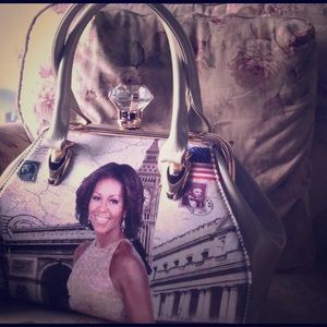 First Lady oversized coin purse